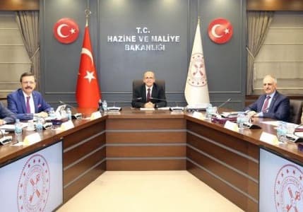 Bakan Şimşek, reel sektör temsilcileriyle bir araya geldi
