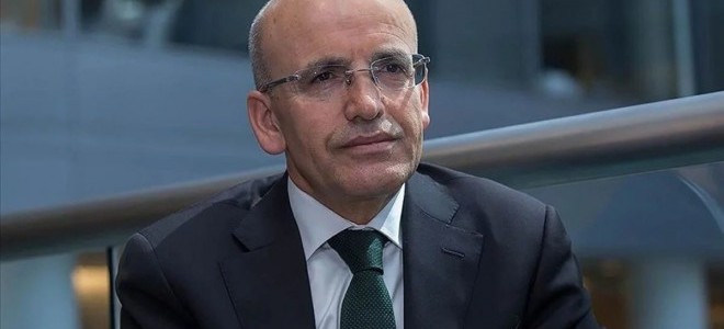 Bakan Şimşek'ten yatırımcılara uyarı: Spekülasyonlara itibar etmeyin