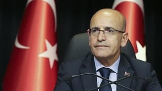 Bakan Şimşek, vatandaşın enflasyonda yükseliş tahminini değerlendirdi 