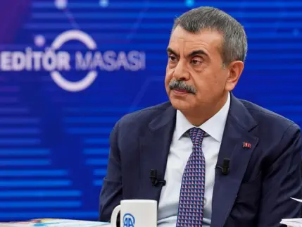 Bakan Tekin: Eğitimi dershane vesayetinden kurtardık