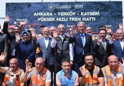 Bakan Uraloğlu açıkladı: Yeni YHT istasyonu geliyor