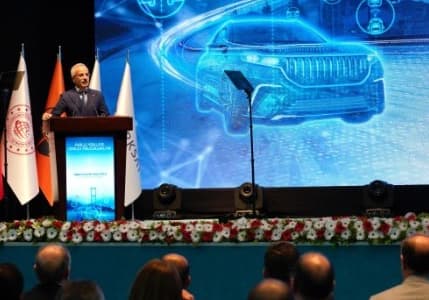 Bakan Uraloğlu: Akıllı ulaşım sistemleri ile kazalar azaltılacak
