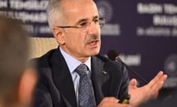 Ulaştırma Bakanı Uraloğlu, BAE Yatırım Bakanı ile görüştü