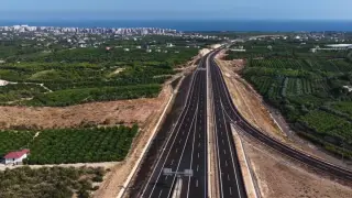 Bakan Uraloğlu duyurdu: 2,5 saatlik yolculuk 18 dakikaya düşecek