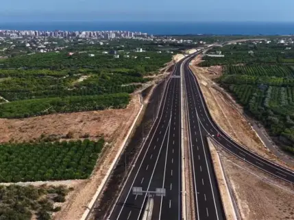Bakan Uraloğlu duyurdu: 2,5 saatlik yolculuk 18 dakikaya düşecek