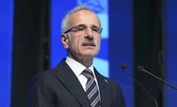 Bakan Uraloğlu duyurdu: Hürmüz'deki 8 gemi için düğmeye basıldı