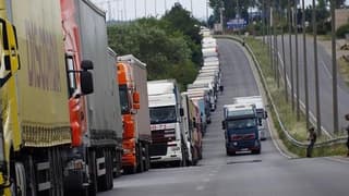 Bakan Uraloğlu duyurdu: Türkiye-Azerbaycan transit geçiş kotası yükseltildi