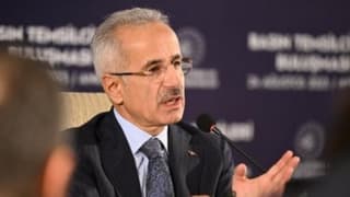 Bakan Uraloğlu'ndan çocuklara yönelik sosyal medya kısıtlaması hakkında açıklama