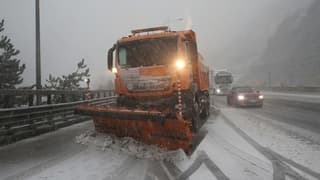 Bakan Uraloğlu'ndan karla mücadele çalışmaları hakkında açıklama