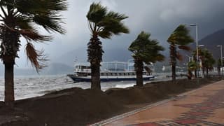 Bakanlıktan Marmara ve Kuzey Ege için fırtına uyarısı