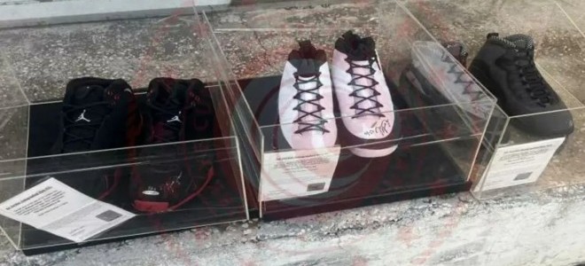 Bakanlıktan satılık Michael Jordan imzalı ayakkabı