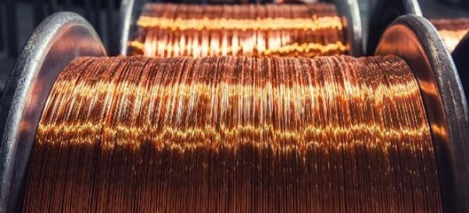 Bakır fiyatları tarife endişeleriyle rekor tazeledi