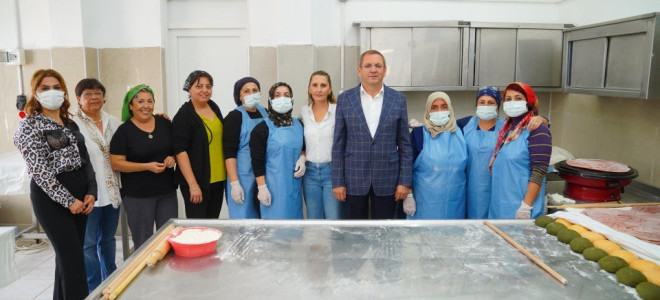 Balıkesir'de kurulan kooperatif yaklaşık 100 kadına gelir kapısı oldu