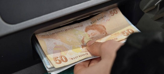 Bankacılık sektörü çıkmazda: Kredi kartıyla nakit avans çekiminde son durum