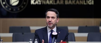 Bayraktar: Güneş ve rüzgar enerjisinde kapasite tahsisi için yarışma yapılacak