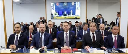 Bayraktar: Konutlarda kullanılan elektriğin tamamı rüzgar ve güneşten üretiliyor
