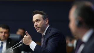 Bayraktar: Pakistan ile petrol ve gaz anlaşmaları imzalanacak