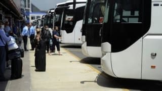 Bayram tatili öncesi otobüs ve uçak biletlerinde zam furyası başladı