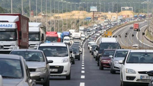 Bayram tatilinde yola çıkacak sürücülere uyarı