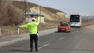 Bayramda izinsiz çalışan polislere bir maaş ikramiye çağrısı