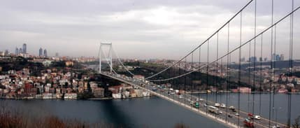 Bayramda otoyol ve köprülerden 12,3 milyon araç geçti