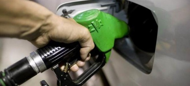Benzin ve motorine yapılan zam pompadan döndü