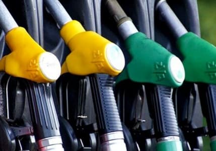 Benzin ve motorine zam bekleniyor