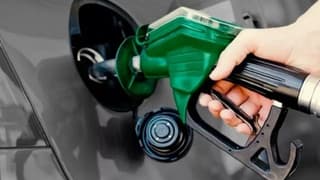 Benzinde iptal edilen zammın daha küçüğü geliyor