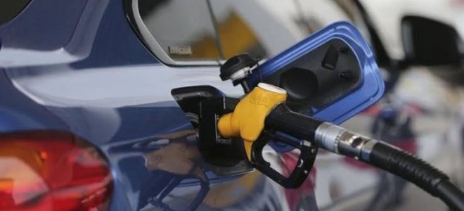 Benzine 8 kuruş zam geldi