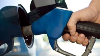 Benzine Bu Gece Yarısı 9 Kuruşluk Zam!