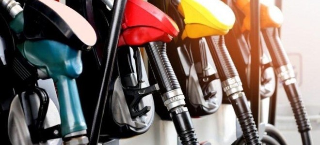 Benzine zam bekleniyor