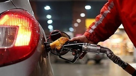 Benzine zam, otogaza indirim geliyor
