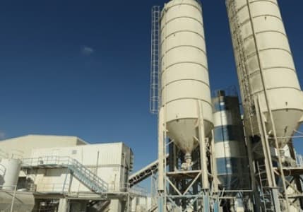 Beton Travers Fabrikasında 45 İşçiden İş Durdurma Eylemi
