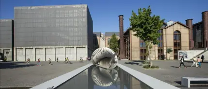 Bilgi Üniversitesi'nin faaliyet izni kaldırıldı