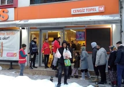 Migros ve BİM depremlerin yol açtığı hasarı açıkladı 