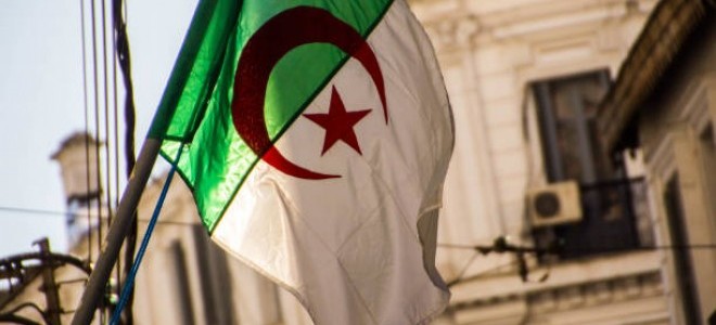 Bir ülke daha petrol üretiminde kesinti kararı aldı