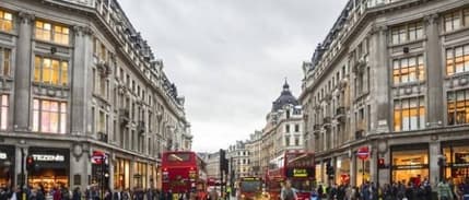 Birleşik Krallık bahis oyunlarında kredi kartı kullanımını yasaklıyor