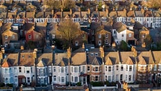 Birleşik Krallık'ta konut fiyatları ağustosta yüzde 2,8 arttı