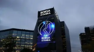 BIST 30 endeks kontratı haftaya düşüşle başladı