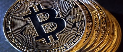 Bitcoin 11 bin 500 doların üzerinde tutunuyor