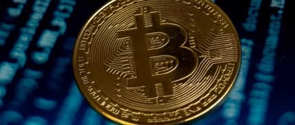 Bitcoin fiyatı rekor seviyede düştü