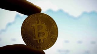 Bitcoin yeni rekor yolunda
