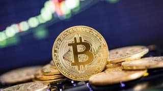 Bitcoin yeni yıla hızlı girdi