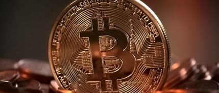 Bitcoin Yeniden 9 Bin Doları Aştı
