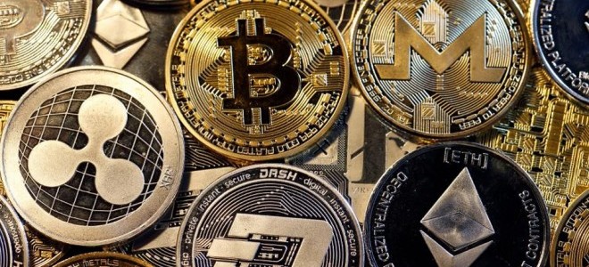 Bitcoin Yeniden 9 Bin Doların Altına Geriledi