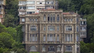 Boğaz'ın simgesiydi: 130 yıllık Zeki Paşa Yalısı satışa çıkarıldı