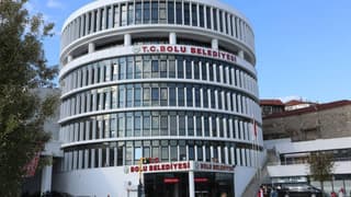 Bolu Belediyesi'ne operasyon: 3 kişi gözaltına alındı