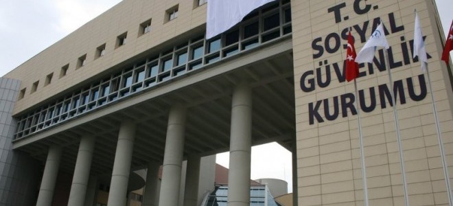 Borçlanmayı yeni yıla bırakan SGK'lılar zararda