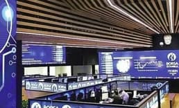 BIST 100 haftayı yeşilde tamamladı: Bankacılık gerilerken holdingler yükseldi
