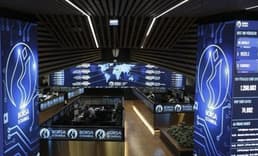 Borsa İstanbul Gün Ortasına 935 Puan Kayıpa Girdi